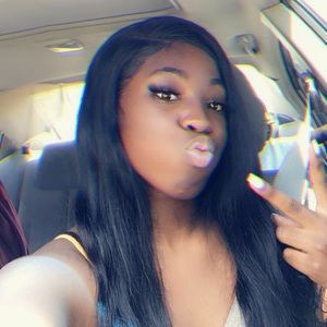 Meet your Posher, Taniya